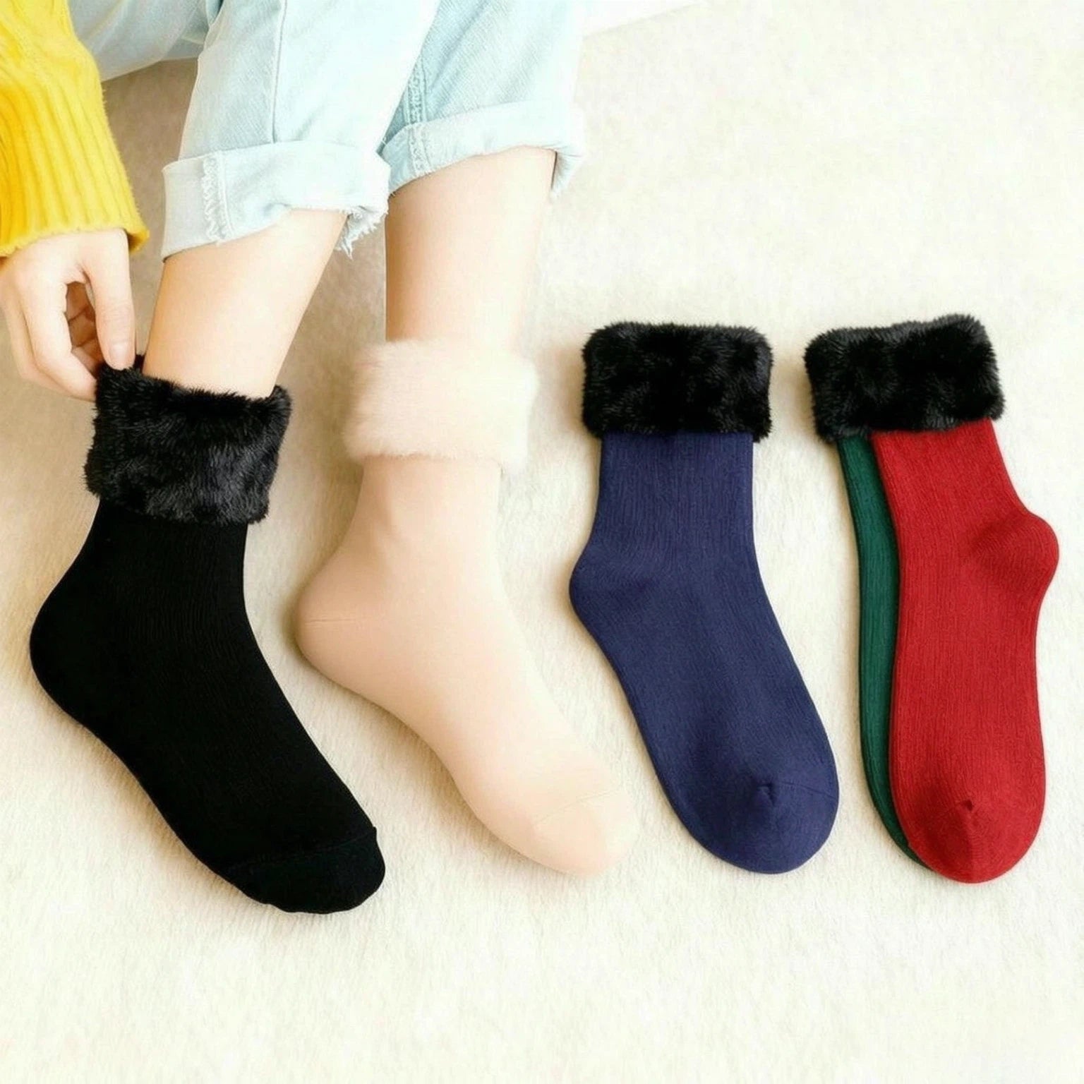 ✦5 Pairs Thick Fleece‑Lined Snow Socks, Cozy Thermal Winter Socks