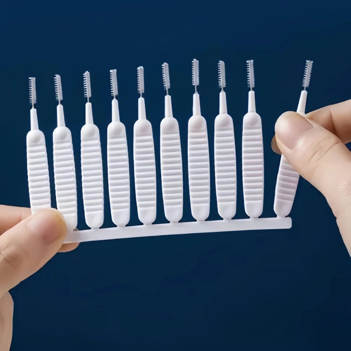 ⏰✨90 Counts Crevice Tiny Brush