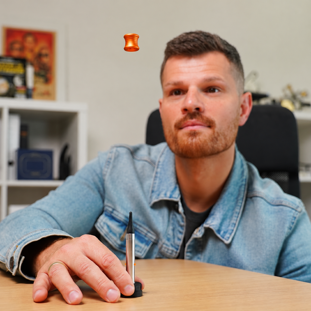 Kinetic Desk toy That Performs Impossible Landing