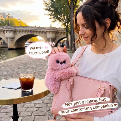 ✨Interactive Plush Bag Charm – Cute Motion-Sensing Companion with Moving Head, Your bags new best friend.💕